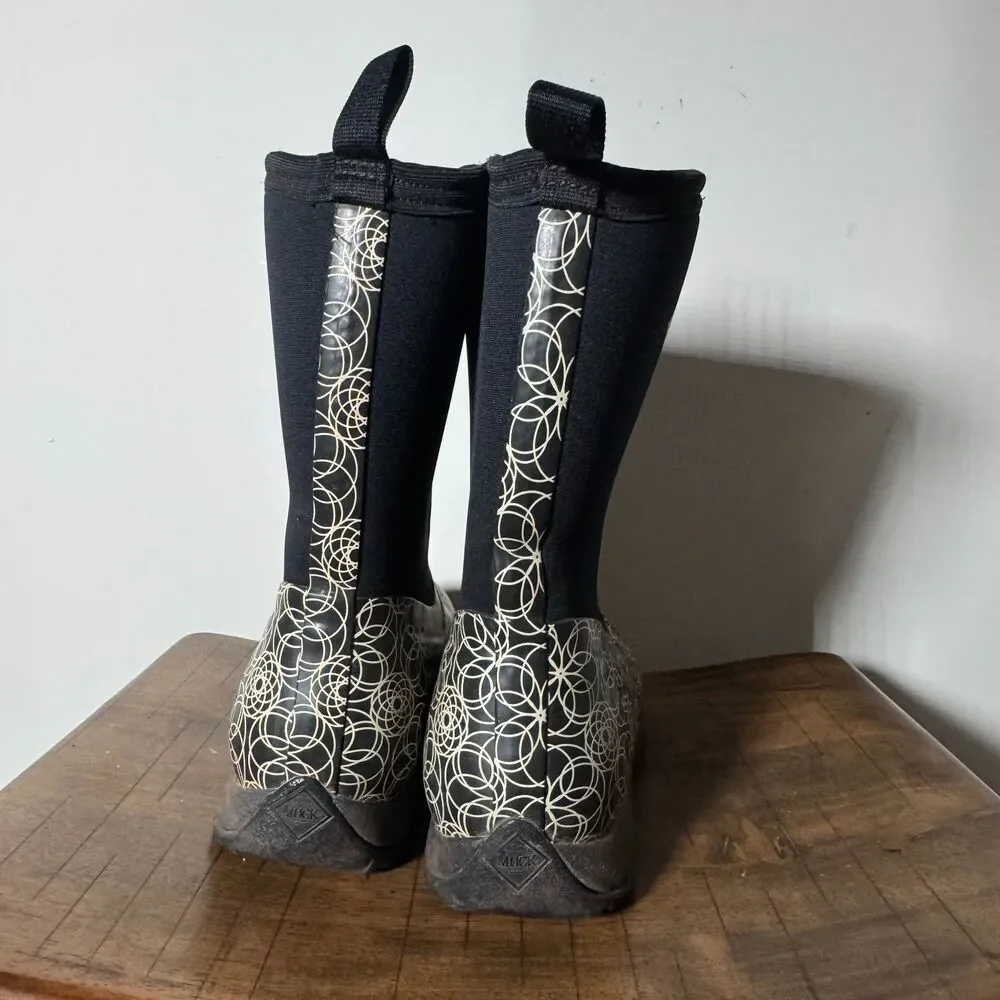 Muck Boot Company Women’s size 8 Waterproof Rain Boots Black Floral Mid Calf - Picture 8 of 8